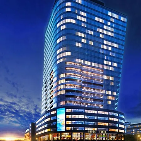 Hanza Tower Baobab Pool Jacussi Sauna شقة