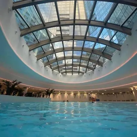 Hanza Tower Baobab Pool Jacussi Sauna شقة *